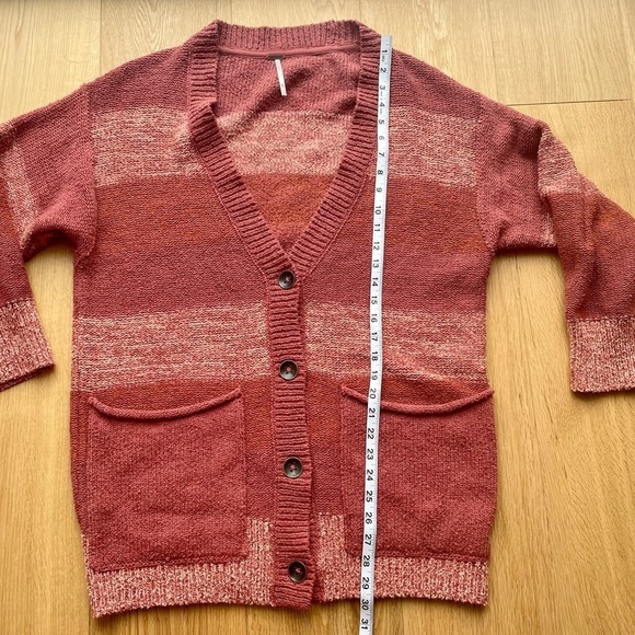 NWT FREE PEOPLE SOUTHPORT  OVERSIZED BEACH CARDIGAN BLUSHES COMBO XS - Picture 13 of 13